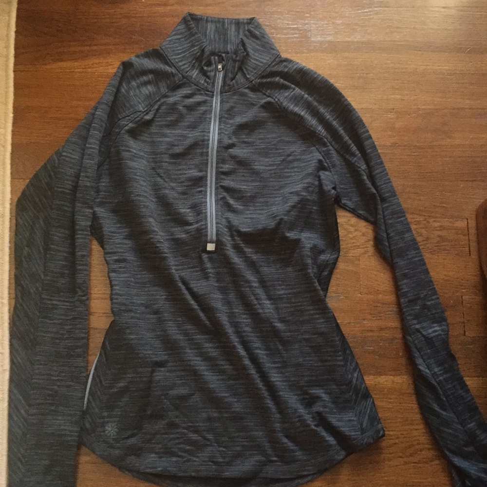 Athleta top.